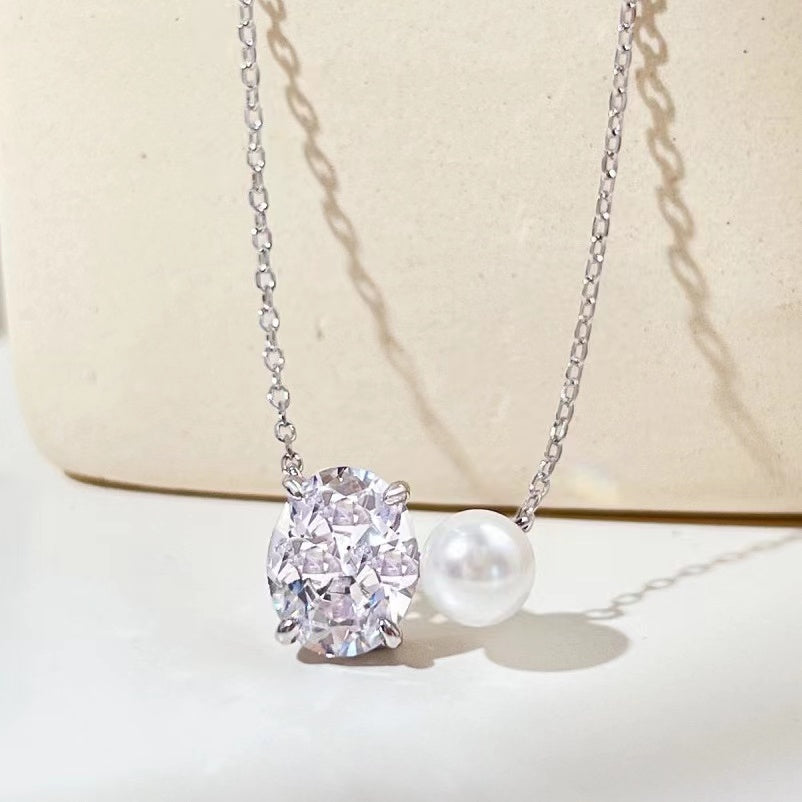 Collier en argent sterling avec perle de zircon