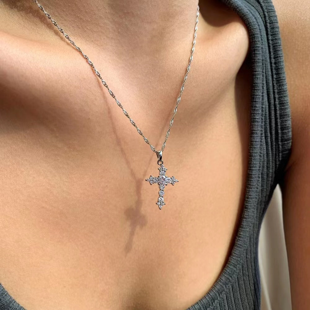Collier croix en argent sterling