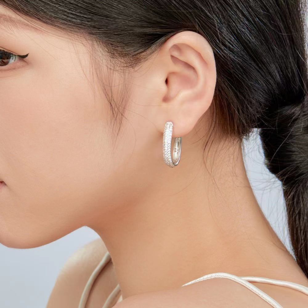 Boucles d'oreilles créoles en argent sterling avec zircon 18 carats