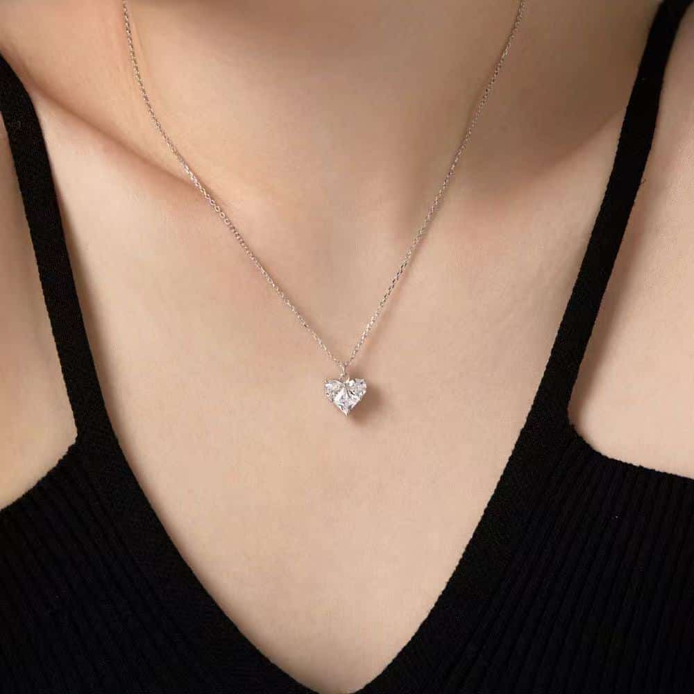 Collier en argent sterling avec pendentif en forme de cœur et zircon
