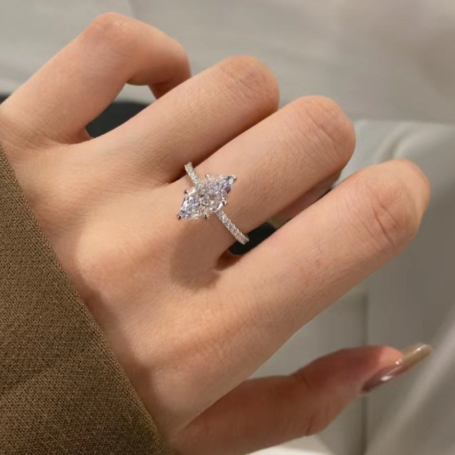 Adore Bague en argent sterling Marquise