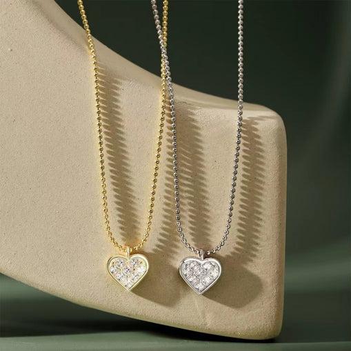 Collier en argent sterling avec pendentif en forme de cœur et zircon