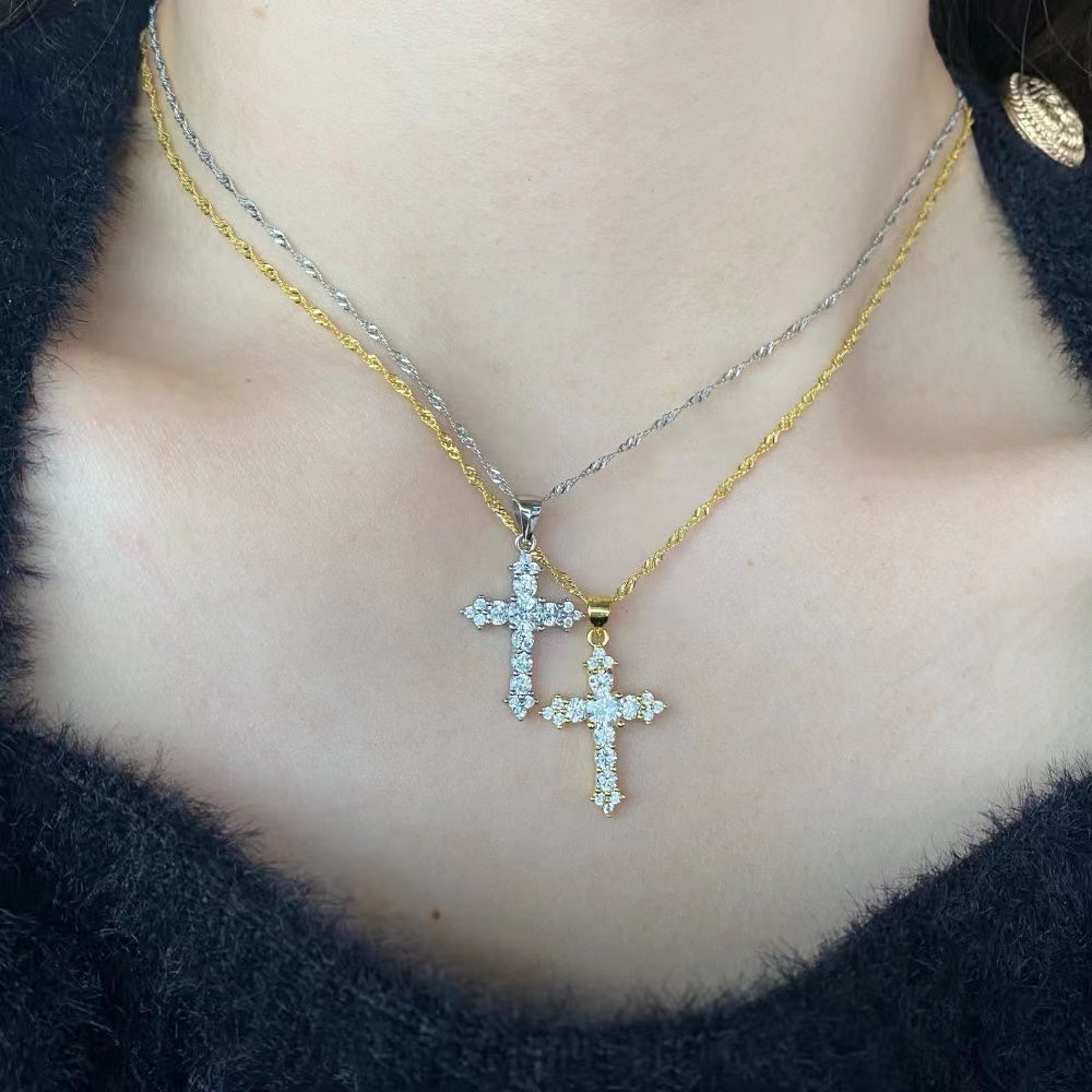 Collier croix en argent sterling