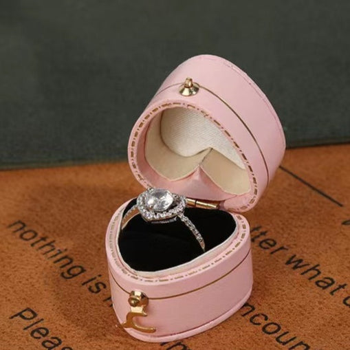 Palace Heart Ring Box
