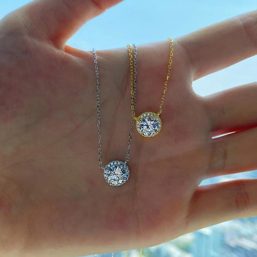 Collier en argent sterling avec nœud scintillant