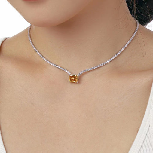 Collier en argent sterling avec zircon de sucre radieux