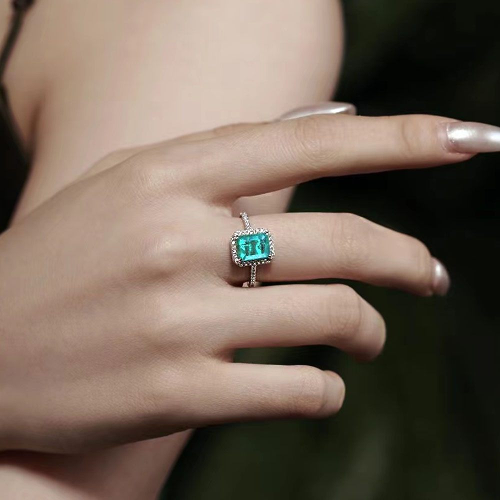 Bague scintillante en argent sterling