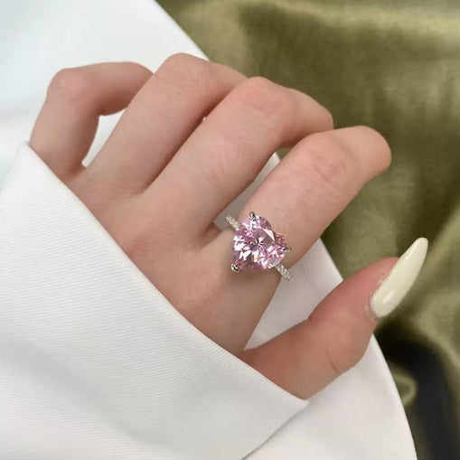 Anillo de corazón de amor fantástico