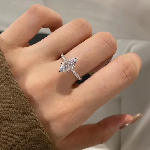 Adore Bague en argent sterling Marquise