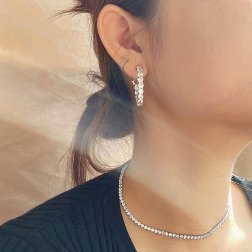 Boucles d'oreilles créoles scintillantes en argent sterling